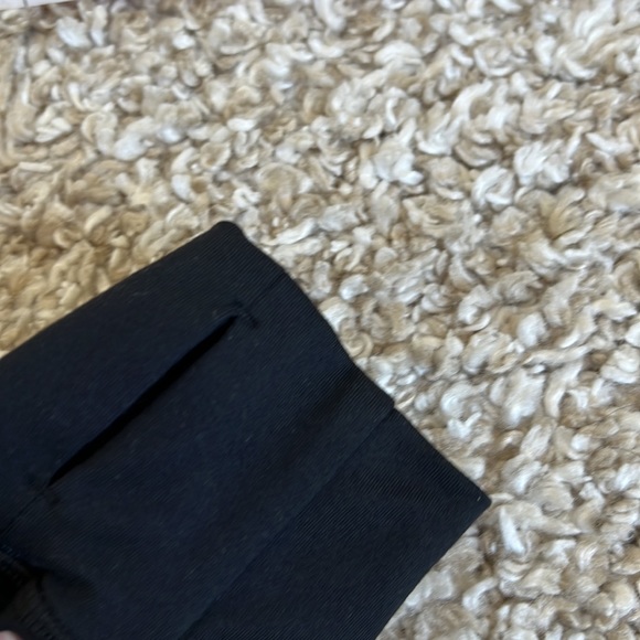 Queenie Ke Black Zip Up Athletic Jacket with Zipper and Thumb Holes Sz XS - Picture 11 of 12